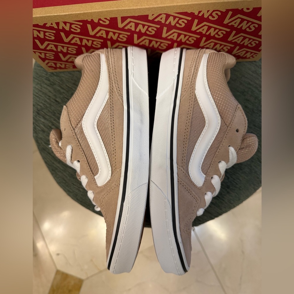 Vans Caldrone Taupe Suede Mesh Deep Sneakers Women’s Size 9 NWT w/ Box - Picture 7 of 8